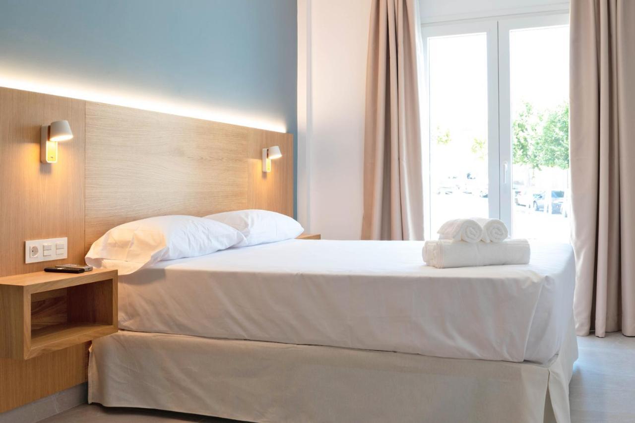 Rio Salado Conil Hostal Conil de la Frontera Kültér fotó